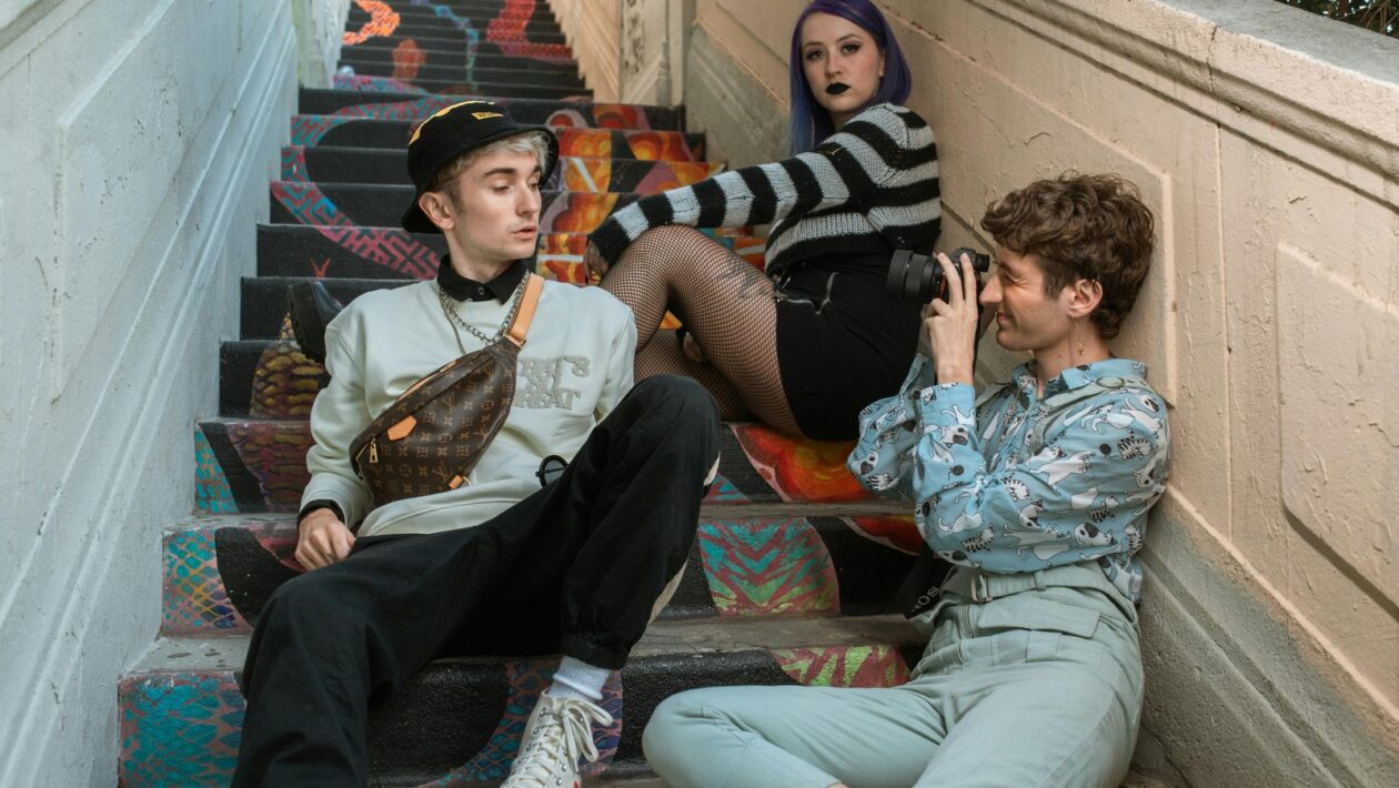 Finančné trhy a reálna ekonomika: Monetárne a fiškálne prenosové mechanizmy