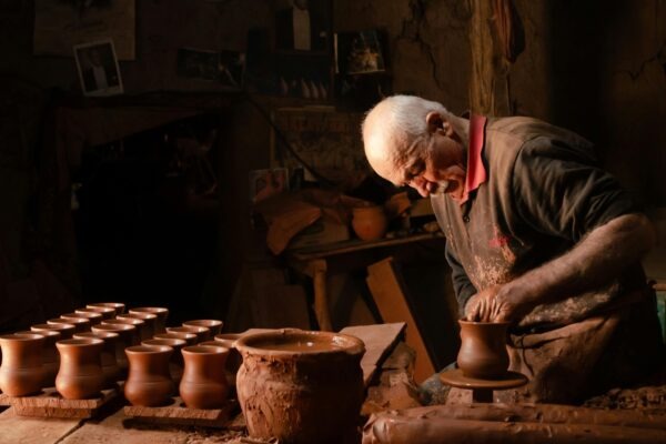 Scenárová analýza a simulácie vo finančnom plánovaní: Riadenie neistoty